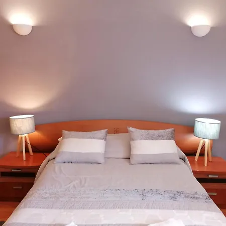 Bel Appartement: Coeur D'albufeira Près De Oura Apartment *